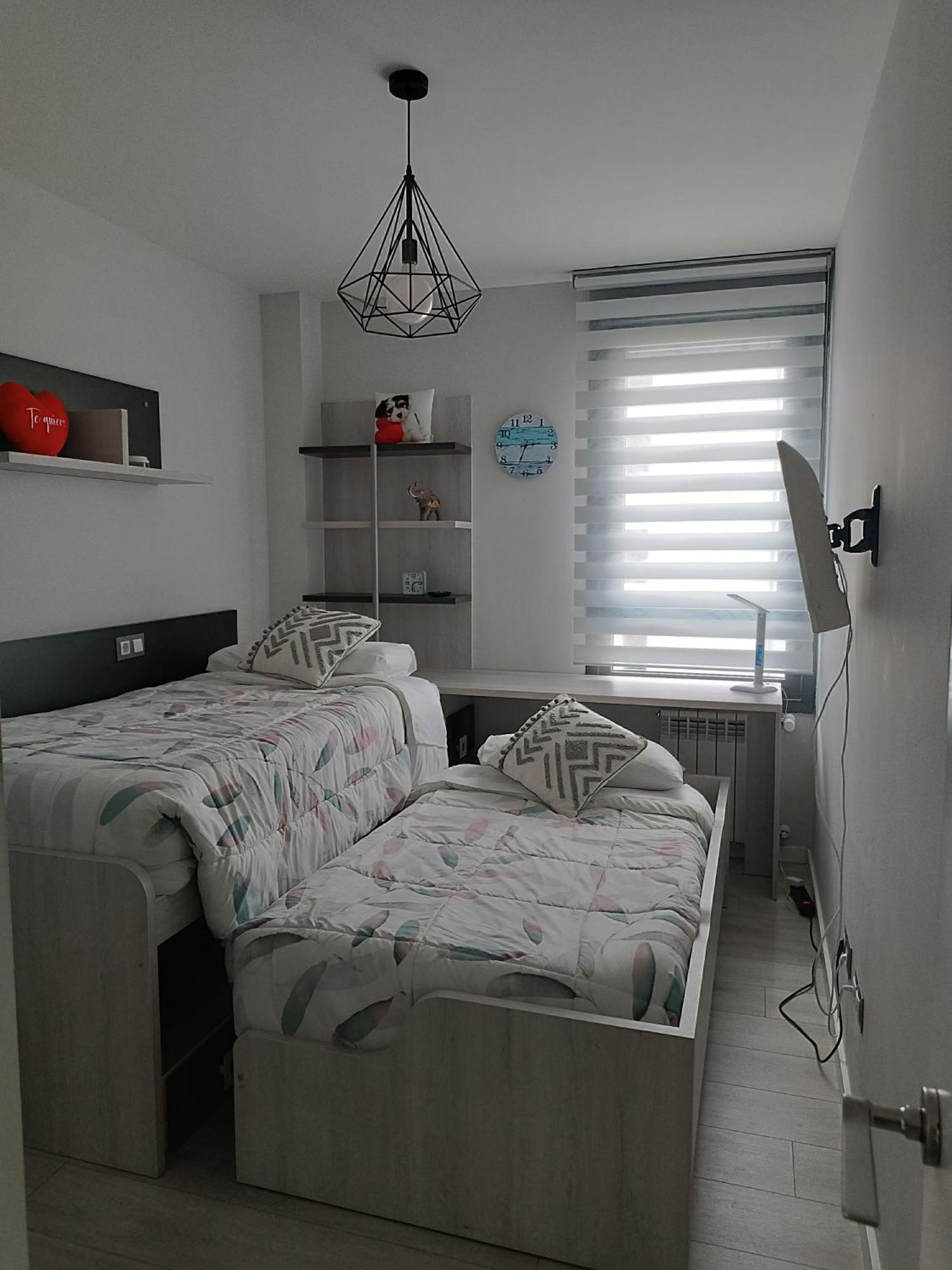 ¡Al Lado De La Clinica Oftalmologica Vega! Daire Oviedo Dış mekan fotoğraf
